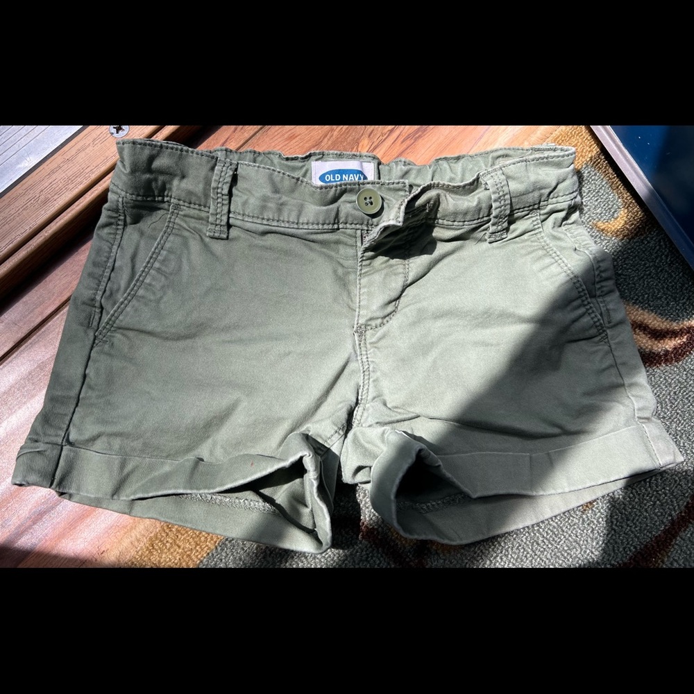 Old Navy Girls shorts size 6